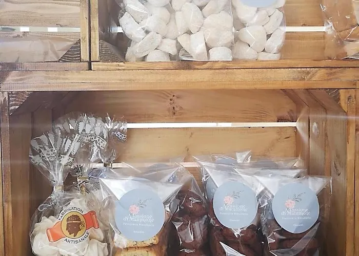 Le Refuge Orezza ホテル 2*