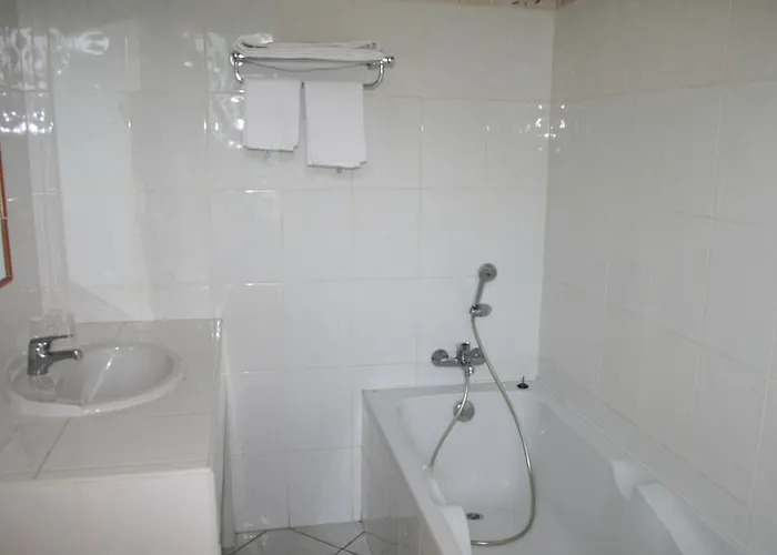 ホテル Le Refuge Orezza 2*